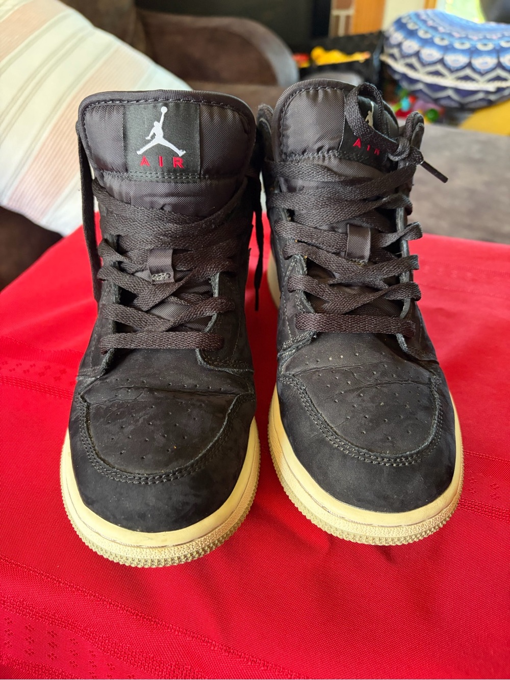 Jordan youth High-Top Sneakers in Black and Cream